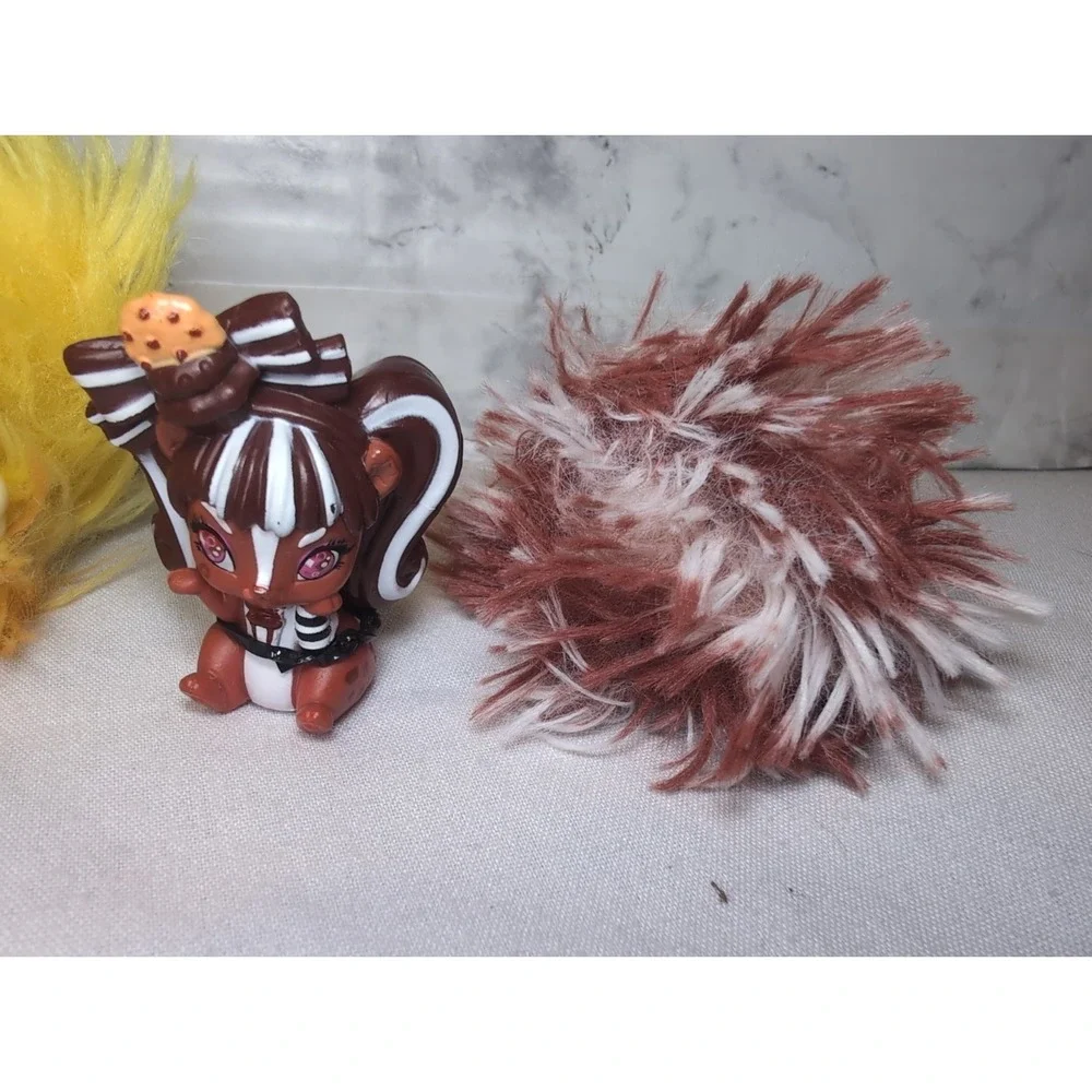 4x Whiffies Ice Cream Shop Toy Figure Skunk - Popcorn Penny + Others